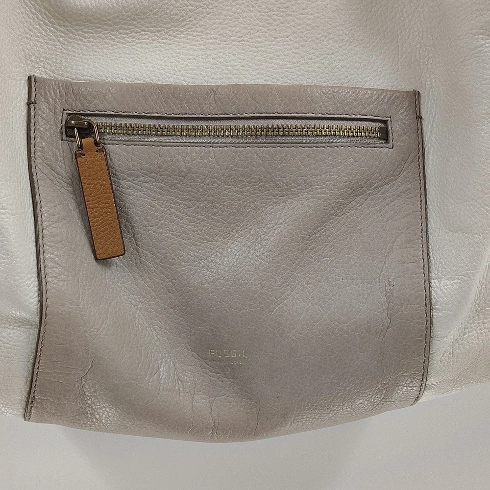 Fossil White Ivory Leather Hobo Bag Zip Beige Pocket Front Zip Top Shoulder Bag